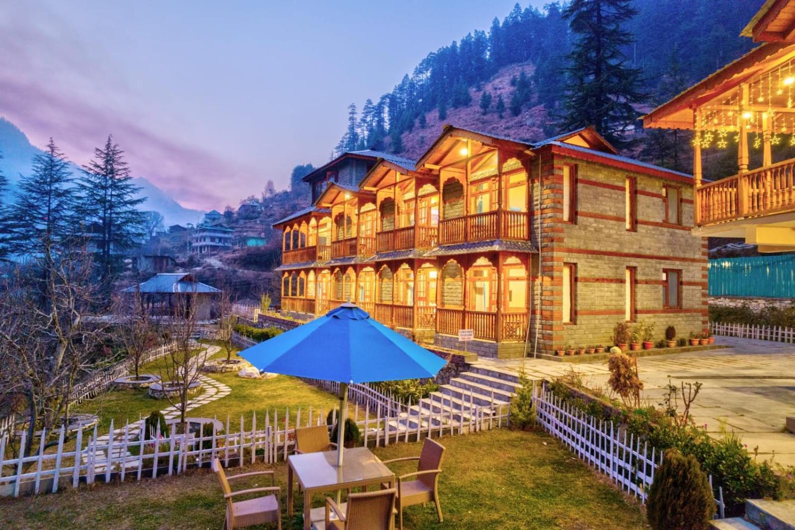 Hotel 8Fold By Larisa, Jibhi Exterior foto